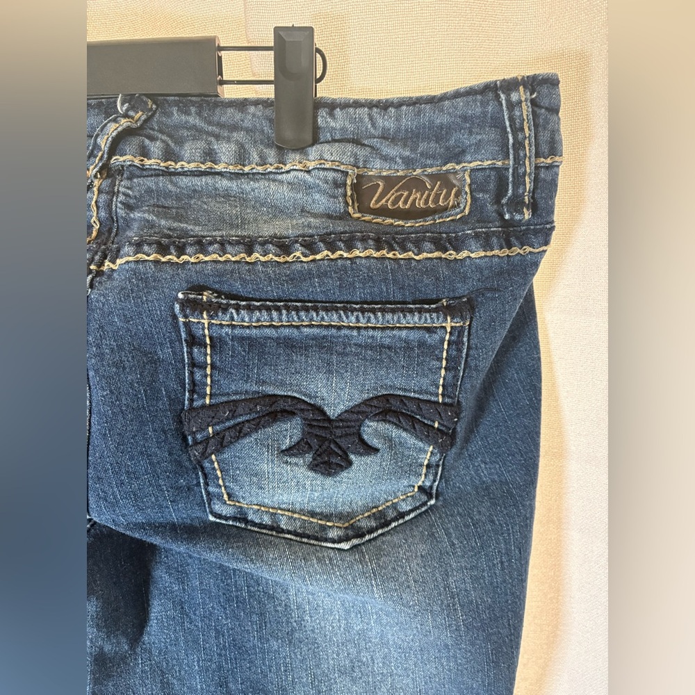Vanity Premium Womens 32x33” embroidered Bootcut Jeans Low Rise GUC‎ 540 - Picture 5 of 9
